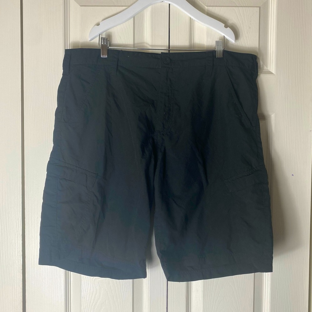 Realtree 100% Nylon Cargo Hiking Shorts